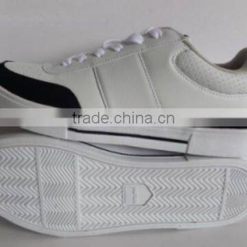 Men Sneakers Shoes Made in China Cheap Stock Lot photo-2