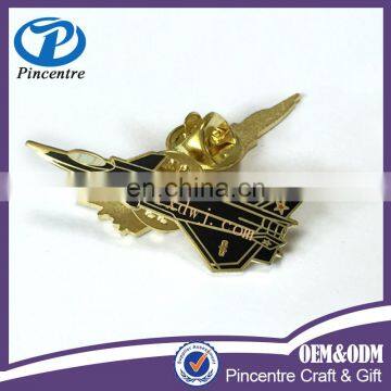 Airplane pin/airplane pin badges/airplane lapel pin alibaba china market