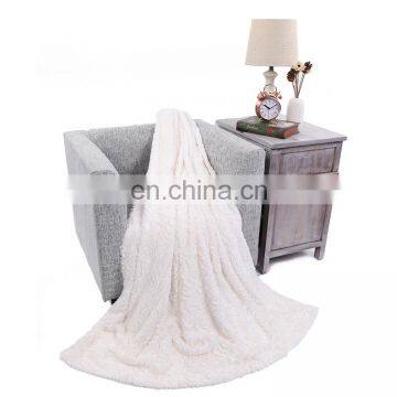 Double Layers Warm Winter Brushed Flower Pattern Plush PV Fleece Match Minky Throw Blanket for Home photo-3