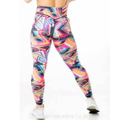 Woman's Plus Size Capris Activewear Exercise Leggings W/Designs&Digital&Mesh photo-2