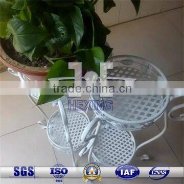 Wire mesh metal flower stand/shelf/trellis