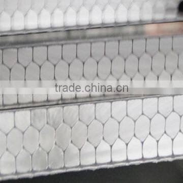 XINHAI Honeycomb U-shaped Lock Polycarbonate Sheet photo-4