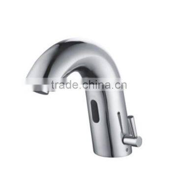 No Touch Brass Material Chrome Finish Good Surface Automatic Sensor Faucet