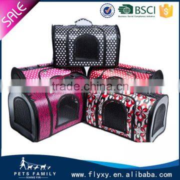 Design hot-sale carrying soft dog cage carrier house