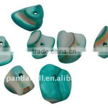 Sea Shell Beads, Dyed, Turquoise, about 6~12x4~13x4~6mm, hole: 2mm, about 620pcs/500g(BSHE-S081-2)