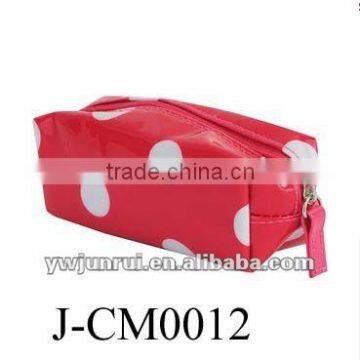 Accept OEM Orders Fashion Design Best Gift red travel cosmetic bag