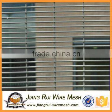 Alibaba Trade Assurance Anti Climb Welded Mesh 358 High Security Fence