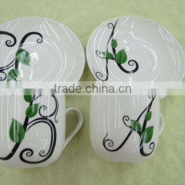 PORCELAIN TEA CUP AND SAUCER photo-3
