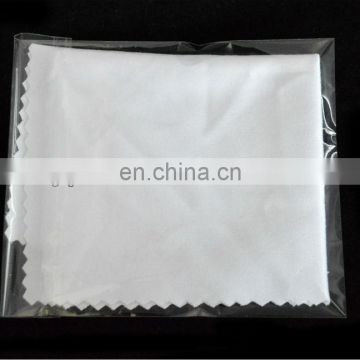 Absorbent microfibre cleaning lens cloth