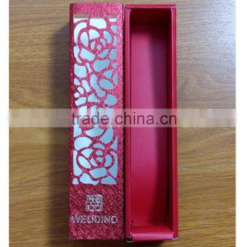 Hollow Red Laser Cut Flowers Wedding Favor Chocolate Candy Box                        
                                                Quality Choice