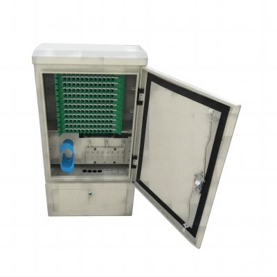 Outdoor floor standing Fiber Optic Cross-Connection Cabinet with 144 Fibers