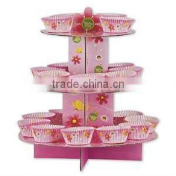 lovely cardboard cupcake stand