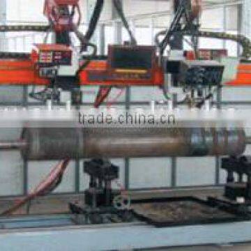 roll surfacing welding machine for inside and outside of tank