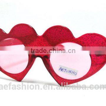 Custom Logo printed Heart Shape Sunglasses,2016hot sales party glasses