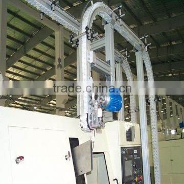 Vertical bottle transferring conveyors systems