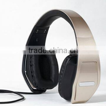 CE/RoSH approved wireless headset with microphone and volume control