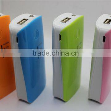 Whosale Portable Flashlight Type 5200mah Power Bank photo-1