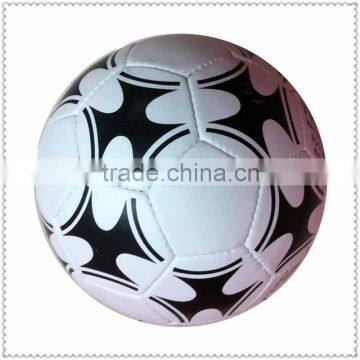 classic design top quality hand sewn PU soccer ball/football