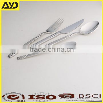 Stainless Steel Flatware Set In Liner Elegant Design