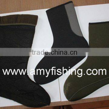 China wholesale low price heated socks for winter ice fishing, hunting