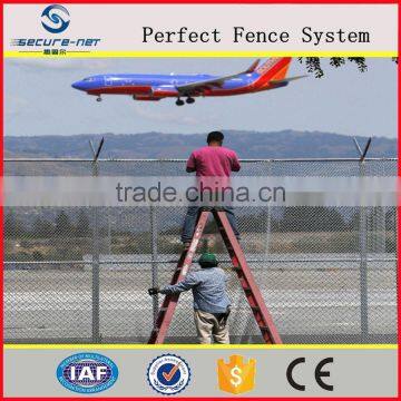 high quality anti-corrosion airport chain link mesh fence panel system