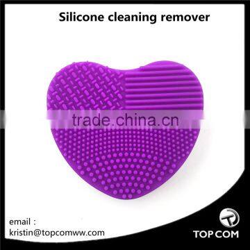 Silicone Cleaning Foundation From the Makeup Brush photo-5