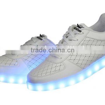 Boys LED lights shoes with USB recharges