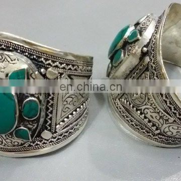 (KB-00003) Afghan Bracelet emerald cuff