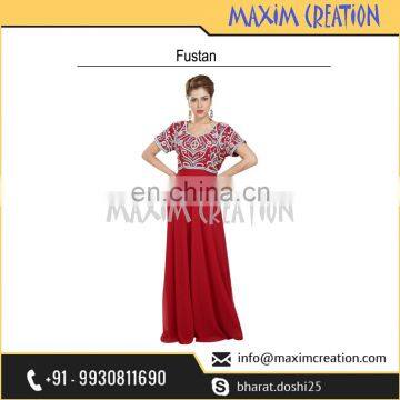 Party Wear Prom Dress For Ladies With Beautiful Hand Made Embroidery Design 6567 photo-4