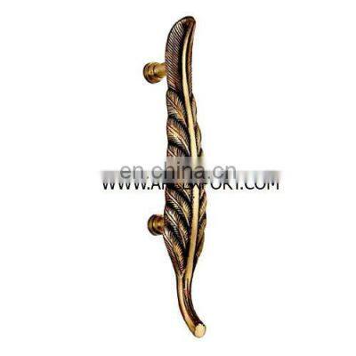 leaf design handle