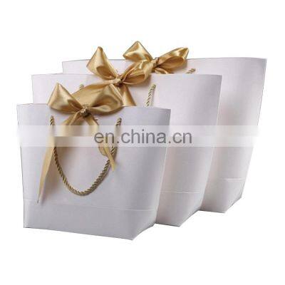 Fashion style colorful gift bag spot handbag customized your own logo packaging paper gift bag