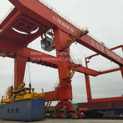 Rail Mounted Container Gantry Crane A7 ZMPC Spreader Railway Storage Using photo-4