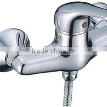 wall mounted single handle shower faucet