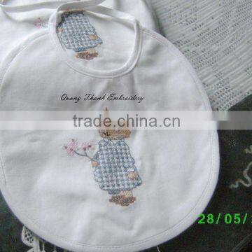 embroidry baby bib