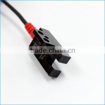 5mm Slot Width 4 Wires U-shaped Photoelectric Sensor With CE Certificate photo-5