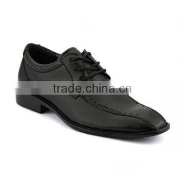 Leather Men Shoes Made of Micro Fiber Lining with Factory Price, Made in China