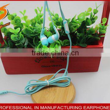 factory directly wholesale plastic eabuds with beautiful colors for all kinds of media player