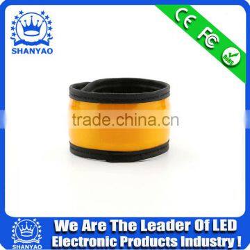 2015 Hot Selling LED Slap Bangle