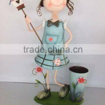 Wholesale Garden Decoration metal crafts of lovely dolls