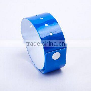 Adjustable One-time Use NFC Wristband PVC RFID Bracelet photo-5