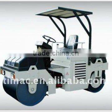 Vibratory roller