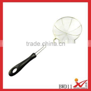 Modern Jincheng stainless steel mesh strainer with the plastic handle shank