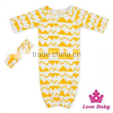 Stylish Little Boys&Girls Clothing Boutique Printing Pattern Baby Outdoor Sleeping Bag With Bow Headband Casual Suit Set photo-4