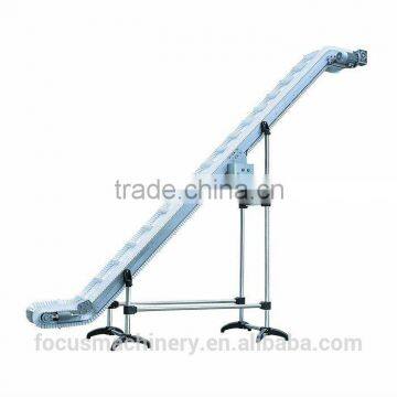 China Factory Vertical Flat Belt Conveyor Price in Packaging Line photo-6