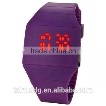 Your logo custom made watches wholesale