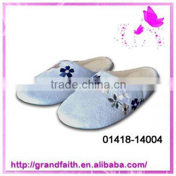 Beautiful Hot Sale warm fluffy indoor slippers