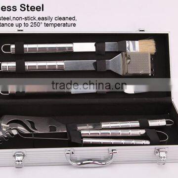 5 Piece Grilling Tools Set Includes Fork Spatula Tongs Wire Brush & Carrying Case photo-2