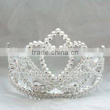 8.5cm High X 12cm Diameter Metallic Silver Heart Plastic Tiaras and Crowns photo-6