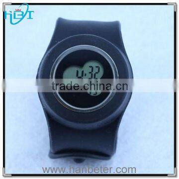 2014 latest hot sale unisex vogue colorful silicone slap watch digital children wrist watch