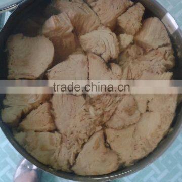 Canned white meat tuna chunk in vegetable oil